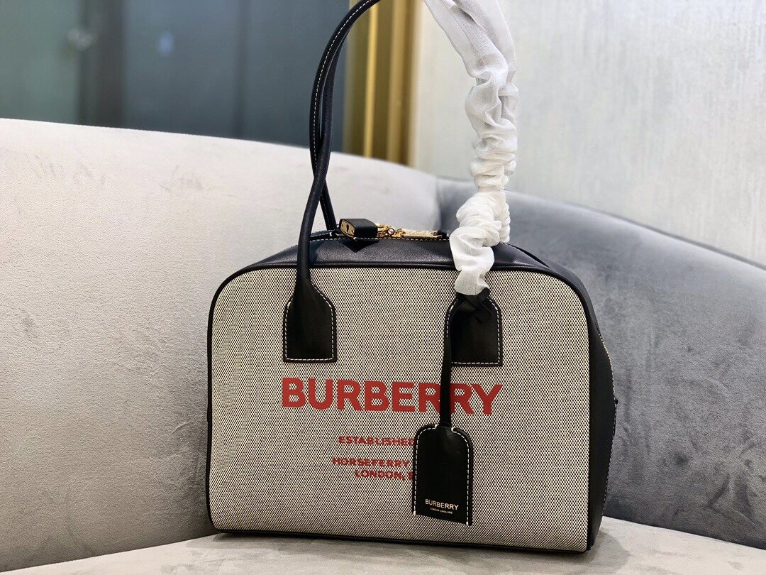 Burberry Cube